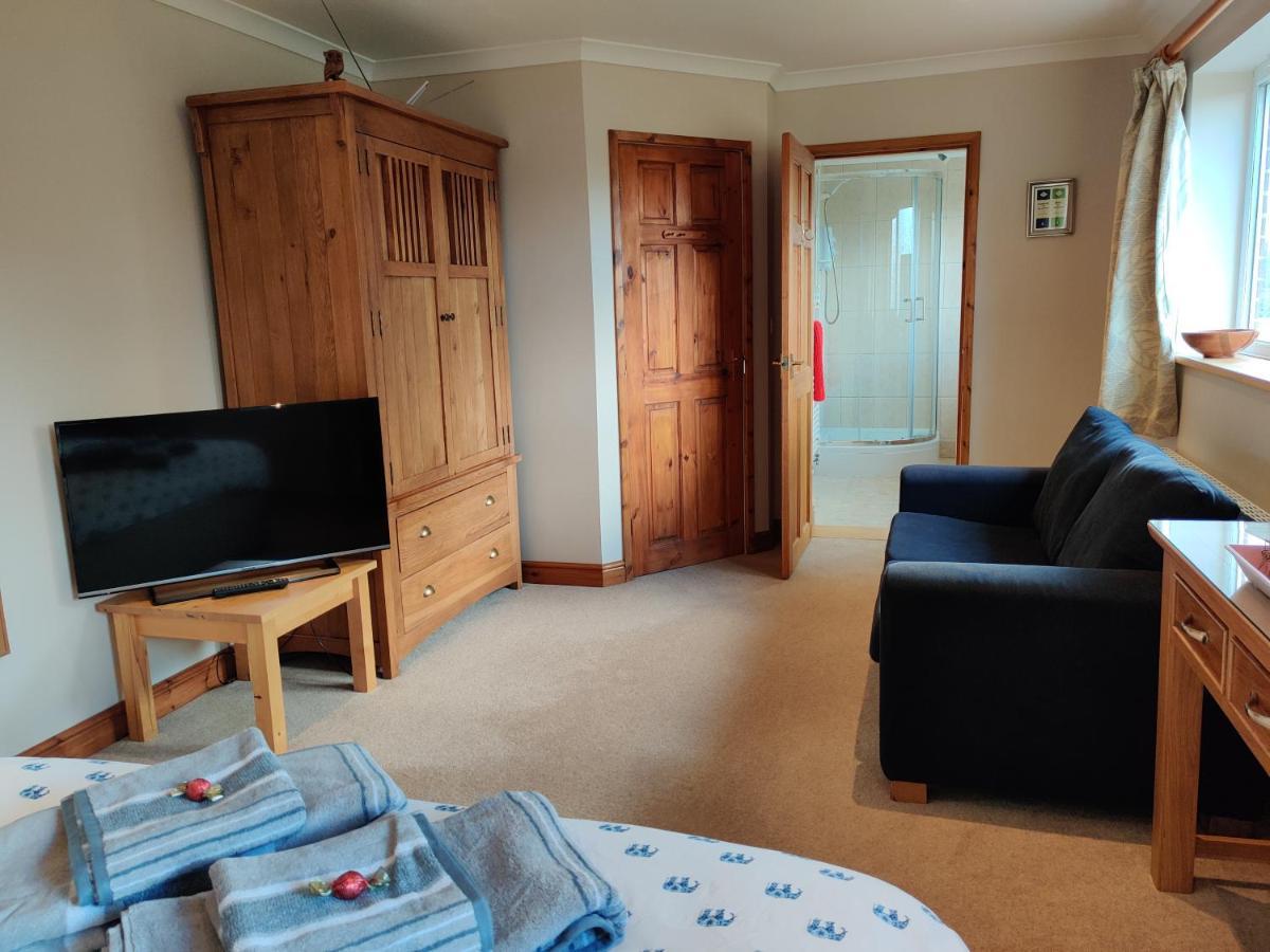Nant Gloyw Oswestry Bed & Breakfast Bagian luar foto